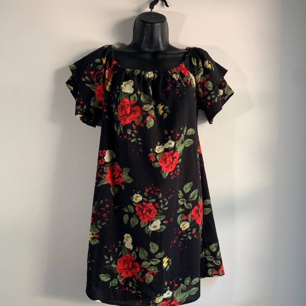 Dress - Picture 2 of 3